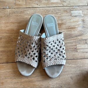 Eileen Fisher Aloe-nu Open Weave Slide Sandals – Neutral Size 6.5